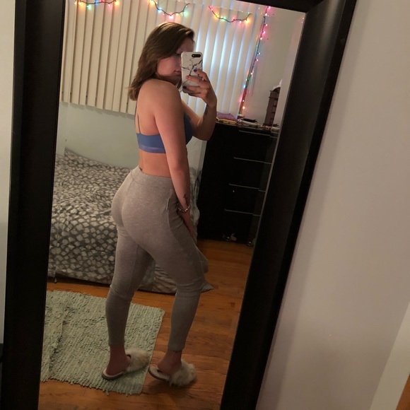 Gymshark Slounge Leggings - Picture 2 of 3